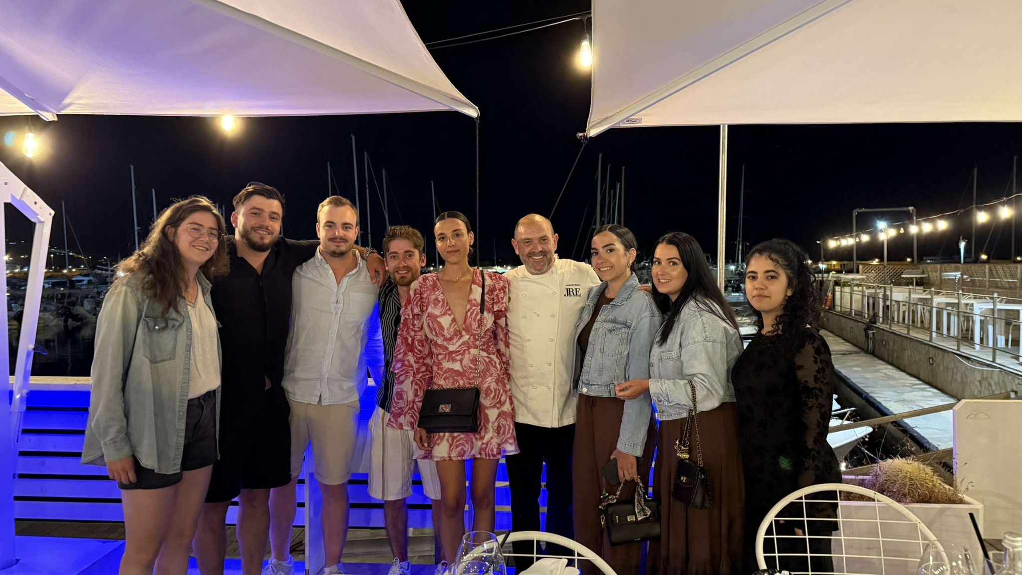 Photo groupe &eacute;l&egrave;ve pendant erasmus &agrave; Vieste en italie