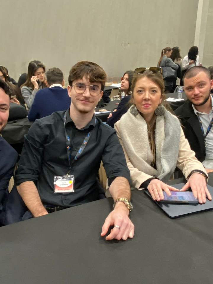 3 &eacute;tudiants issus de la formation BTS NDRC chez ISIM